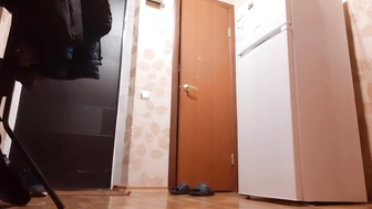 Lesbian_illusion хочет себя трахнуть секс игрушкой