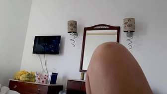 Lesbian_illusion Ласкает влажную киску