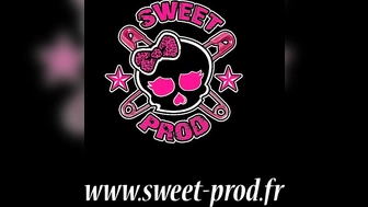 Oliver Sweet  зачетная блудница трахает свою пилотку