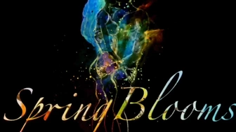 Springblooms трахает свою розовую дырочку