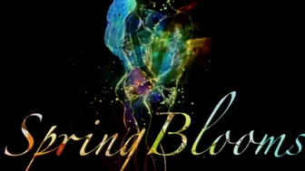 Springblooms дрочит свою смачную пилотку
