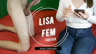 lisafem засветила что у нее промеж ног