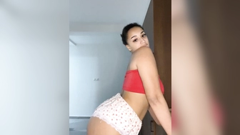 Naomi-Berlin-stripchat-10-feb-2023