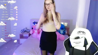 amelialuck_14022023_0653_female_chaturbate_2_3