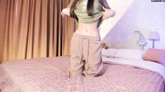 neferpita_17022023_0715_female_chaturbate_3