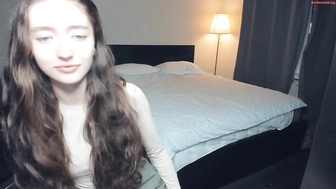 llkadream_08032023_0030_female_chaturbate_5