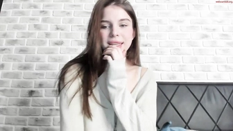 si_lilly_21032023_0004_female_chaturbate_3