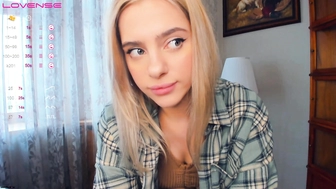 happyhugse-chaturbate-April-3-2023