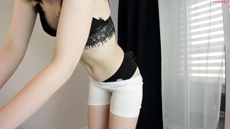 annachristiane_04042023_1606_female_chaturbate_3