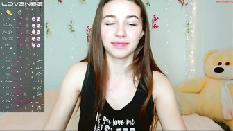 beauty__18_10042023_1856_female_chaturbate_3