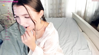 maryhassun_11042023_1510_female_chaturbate_5