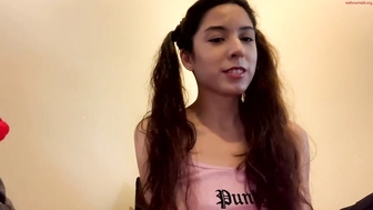 chloeoncam_16042023_0316_female_chaturbate