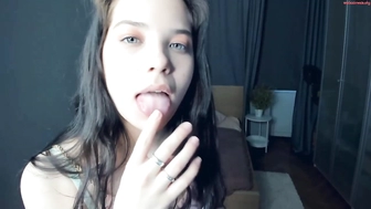 cherry_tery_30042023_0433_female_chaturbate_3