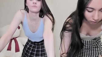 flowery__girls-chaturbate--25-05-2023--3912827_3