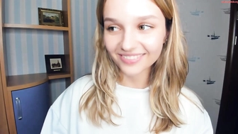 tastiestcandy_01062023_0021_female_chaturbate_3