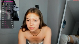 tonyajennie_02062023_1433_female_chaturbate_3