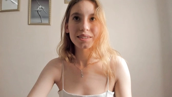 just_emmy-chaturbate-10-June-2023_3