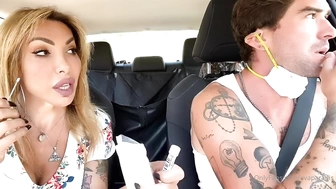 Eva Paradis ласкает себя в онлайне