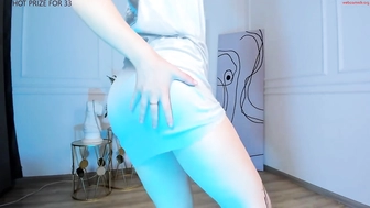 alice_tucci_13082023_0454_female_chaturbate