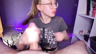 kissasun-chaturbate--04-06-2023--4915873