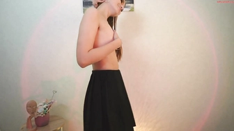 sunrisealice_17092023_2247_female_chaturbate