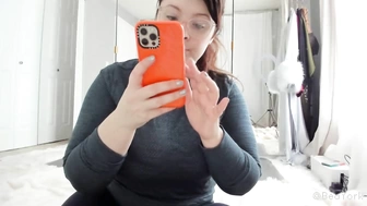 beayork хочет себя трахнуть секс игрушкой