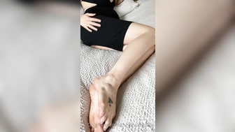 thejensensplay Ласкает мокрую киску