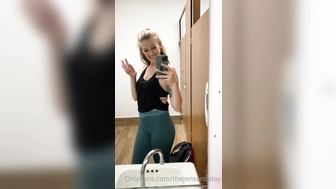 thejensensplay ласкает свой потекший клитор