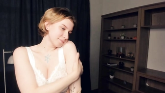 kristi_moss-chaturbate--02-11-2023--103625_2