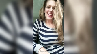 thejensensplay засветила что у нее промеж ног