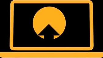 Savannah Bond шкварит свою пилотку фалосом