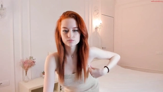 earthaclaxton_04022024_1953_female_chaturbate_2