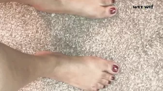 Footsies Dragging across the Floor.⁄......ASMR_Nikki Blaize_720p
