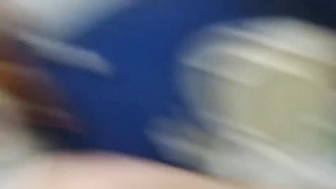 Anjela2011 дрочит свою смачную пилотку