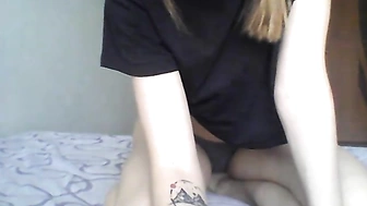 BongaCams-CerbeRus868 живописно трахнула себя перед камерой