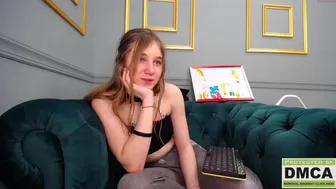 nancycute__ the obstinate queen pulls the cap