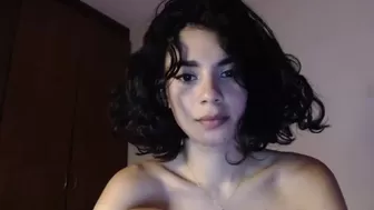 marysuz fucks herself hard