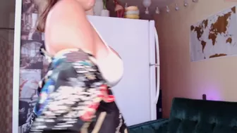 kawaiiii_tiiitiies cute bitch bares shaved holes