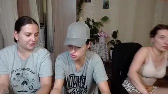 ann_mikky busty young lady posing nude