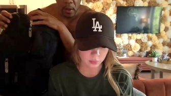 Taylorxxxrae [Chaturbate] Thin Chick Took Off Her Panties May-2024