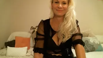 sultry_sunshine sexy housewife gets fucked in the kitchen