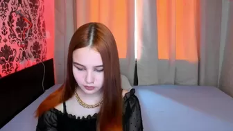 marshahailey busty lady posing in fr