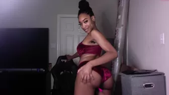 sexyslimjayyy cute baby check out the intimate charms