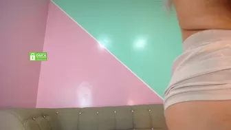 sashapatrick_ big boobed chick jerking off her cunt