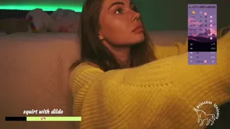 princess_unicorn attractive babe caresses lips sex