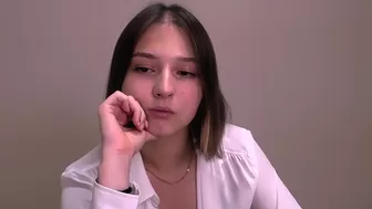 _sheilla jerks off and gets an incredible orgasm