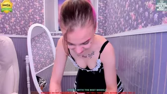 emily__coy Charming coquette