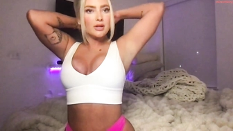 hijanett 17-04-2025 05:40 chaturbate_1