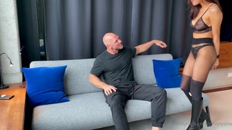 Ruth Lee With Johnny Sins Onlyfans May-03-2025 Thin Usa Chick Shows Her Ass