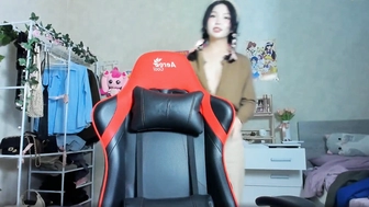 Wastforu disrobes naked body spreads legs